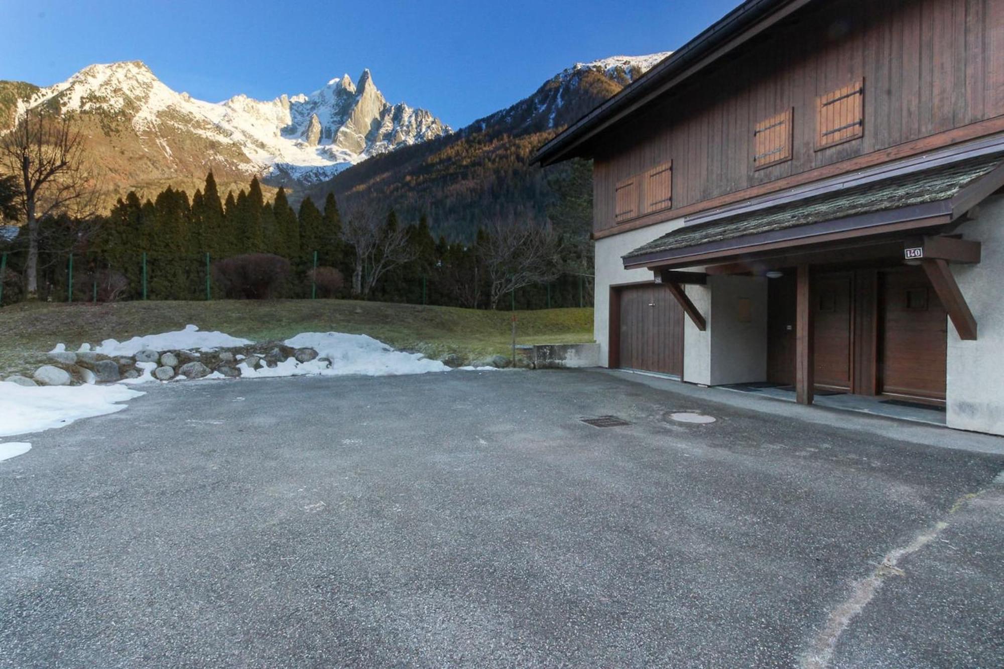 Ancelles - Les Praz - Golf - Vue Mont-blanc - Randonnees Chalé Chamonix
